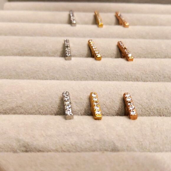 Small bar Body Jewelry - Picture 2 of 3